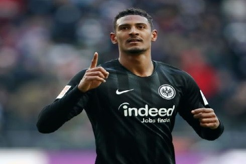 Chân sút Sebastien Haller đang là mục tiêu hàng đầu của M.U