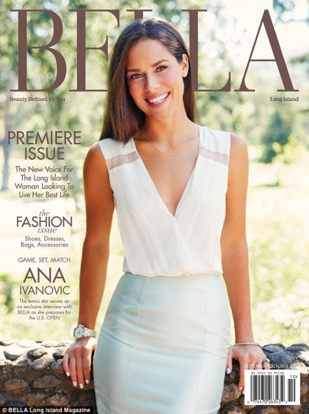 Kiều nữ làng banh nỉ tự tin “thả rông” vòng 1 trên tạp chí người lớn ảnh 1