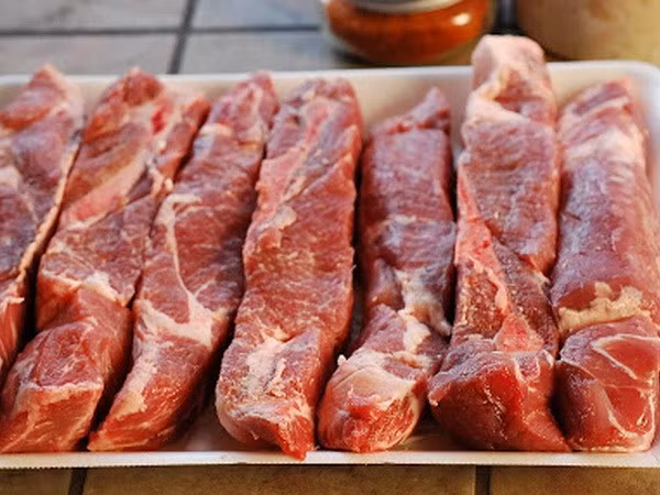 Nga nhập khẩu thịt lợn Trung Quốc nhằm trả đũa phương Tây ảnh 1