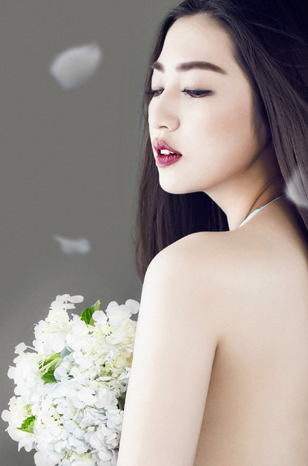 Xao lòng ngắm nhìn Á hậu Tú Anh xinh đẹp như búp bê ảnh 2