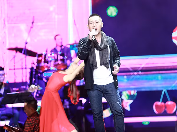 Hoàng Hải trở lại với hình ảnh chàng hoàng tử Ballad ngọt ngào, sâu lắng ảnh 1
