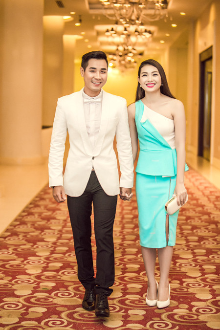 MC “X-Factor” Nguyên Khang sánh đôi cùng Miss Ngôi sao đi sự kiện ảnh 8