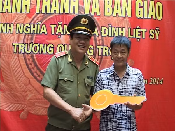 Khang trang mái ấm tặng thân nhân liệt sỹ Trương Quang Trợ ảnh 1