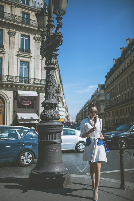 Hồng Quế tự tin sải bước trong những ngày chớm đông Paris ảnh 7 Hồng Quế tự tin sải bước trong những ngày chớm đông Paris ảnh 7