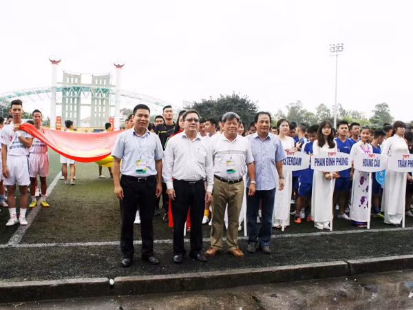 Những trận mở màn nảy lửa ảnh 1