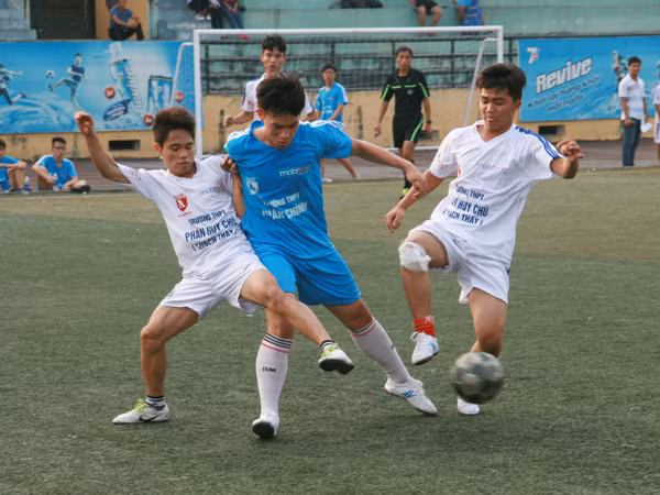 Chờ vượt chướng ngại vật ảnh 1