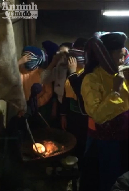 Mục kích lễ cúng ma khô, thả hồn người chết về với tổ tiên của người Mông ảnh 14