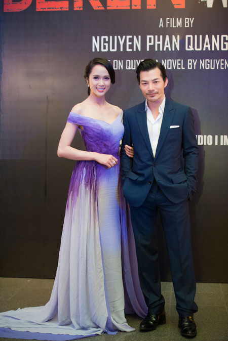 Top 5 HHVN Vũ Ngọc Anh vai trần quyến rũ giao lưu khán giả Thủ đô ảnh 6