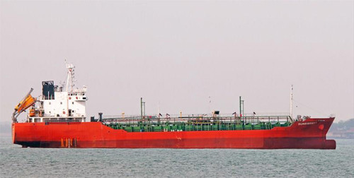 Cướp biển hút hơn 5.000 tấn dầu, đánh trọng thương 2 thủy thủ tàu Sunrise 689 ảnh 1