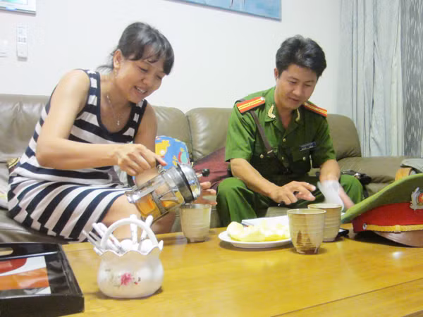 Người nối những nhịp cầu văn hóa ảnh 1