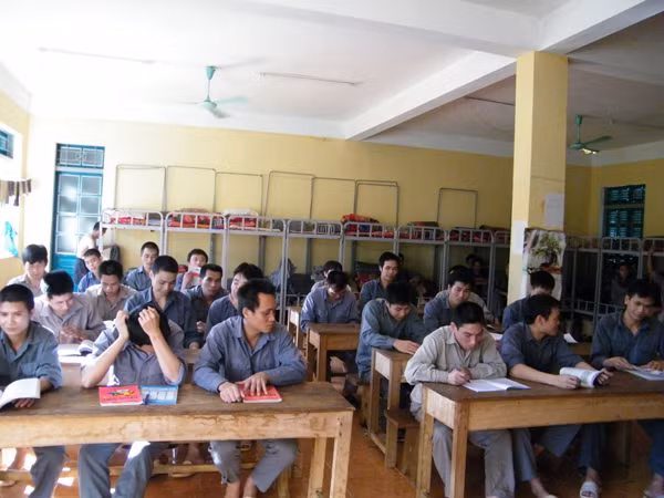 Cần làm sớm, làm ngay để giải quyết bức xúc của xã hội ảnh 2