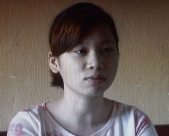 Thiếu nữ xinh xắn tham gia đường dây buôn người ảnh 1