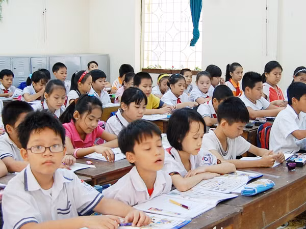 Phản hồi về bức thư ngỏ gửi Bộ trưởng Bộ GD-ĐT: Có điểm đúng, nhưng chưa đủ! ảnh 1