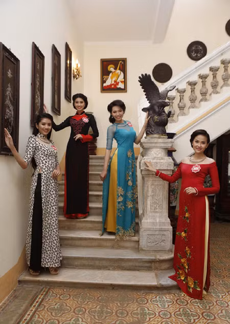 Theo chân thí sinh hoa hậu Việt Nam thăm nhà Công tử Bạc Liêu ảnh 4