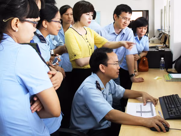 Thông quan hàng hóa tự động: Xử lý tờ khai chỉ mất vài giây ảnh 1