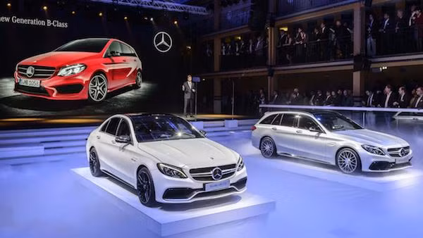 Mercedes-Benz C63 AMG “khoe cơ bắp” tại triển lãm xe Paris ảnh 7