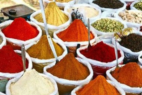 Tiềm ẩn nhiều có hại nguy cơ từ thực phẩm nhuộm màu ảnh 2