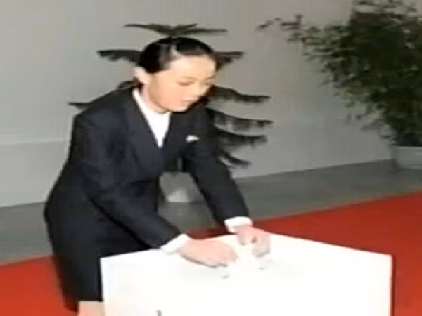 Nóng với tin đồn em gái nhà lãnh đạo tối cao Triều Tiên đã lấy chồng ảnh 1