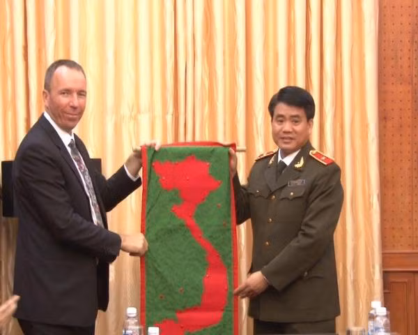 Ấn tượng về một Hà Nội an ninh, an toàn ảnh 1