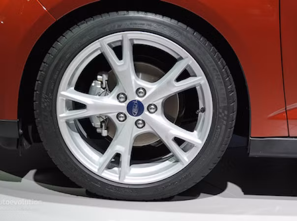 Cận cảnh Ford Mondeo 2015 lần đầu ra mắt tại Paris Motor Show ảnh 6