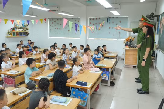 Phải công khai số điện thoại tiếp nhận phản ánh lạm thu trường học