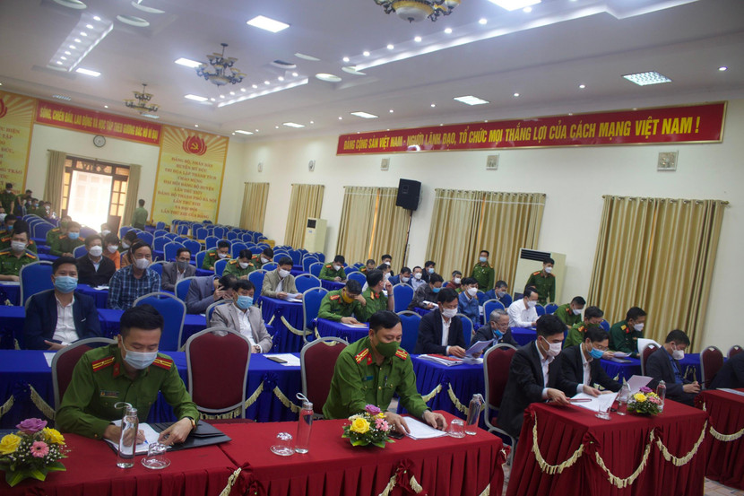 Toàn cảnh hội nghị triển khai chương trình công tác PCCC&amp;CNCH năm 2022 trên địa bàn huyện
