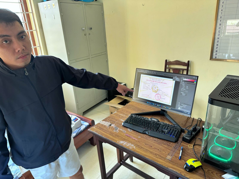 Đối tượng Bùi Đình Nghĩa cùng tang vật