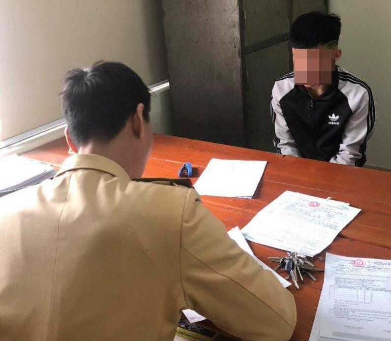 Công an huyện Thạch Thất đã lập hồ sơ xử phạt Công an huyện Thạch Thất đã lập hồ sơ xử phạt