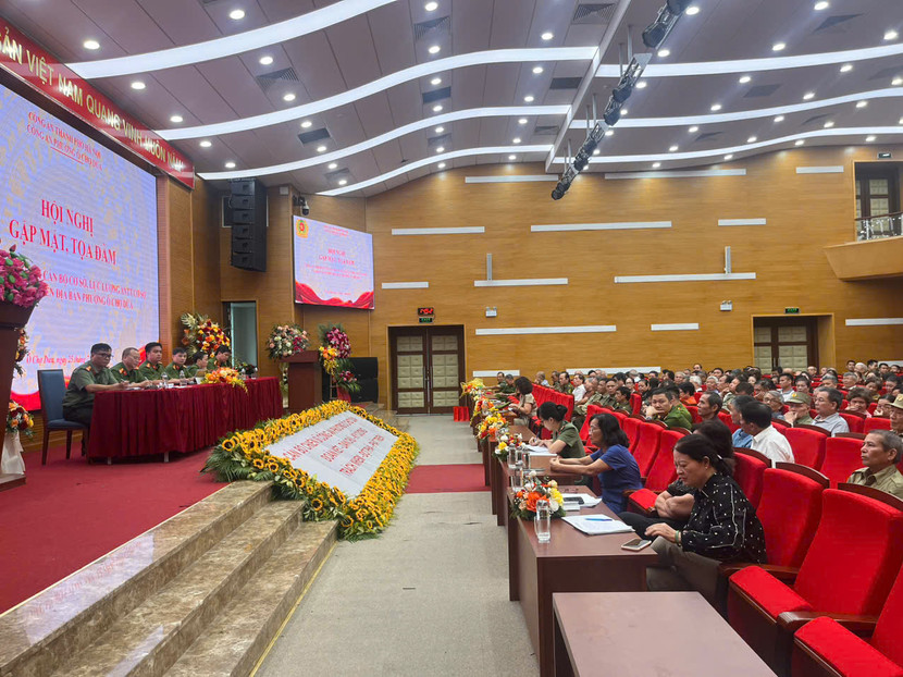 Toàn cảnh hội nghị