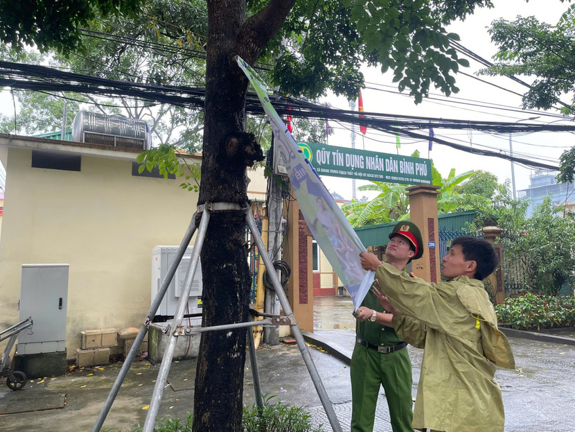 Các lực lượng triển khai ra quân xử lý trật tự đô thị, nông thôn Các lực lượng triển khai ra quân xử lý trật tự đô thị, nông thôn