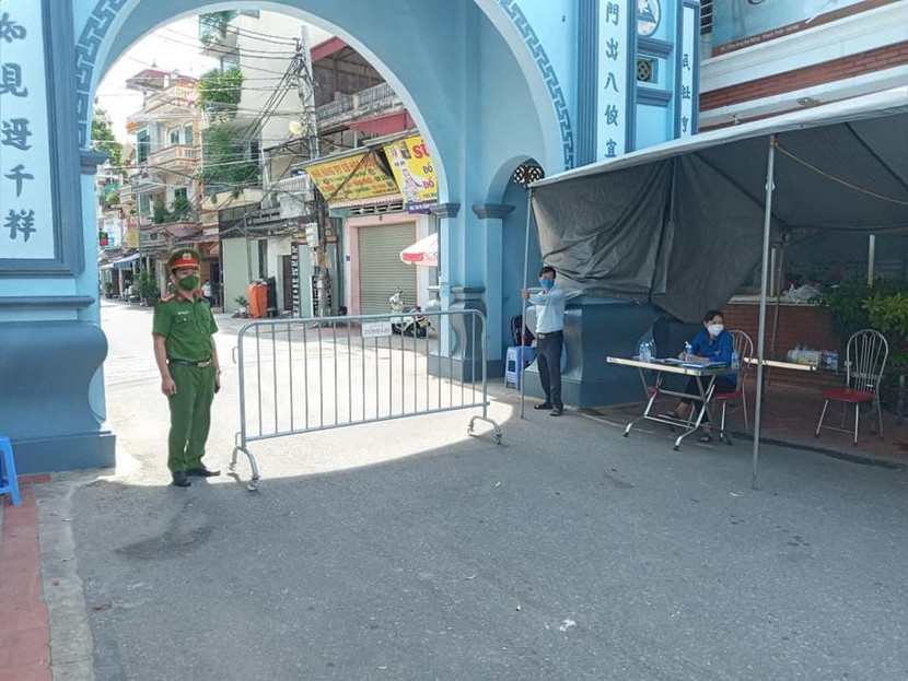 Chốt phòng chống dịch tại các xã, thị trấn của huyện Thạch Thất Chốt phòng chống dịch tại các xã, thị trấn của huyện Thạch Thất