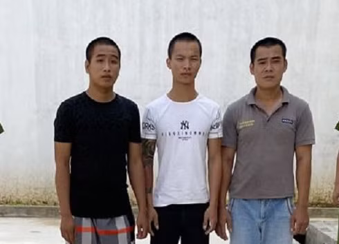 Các đối tượng bị bắt giữ