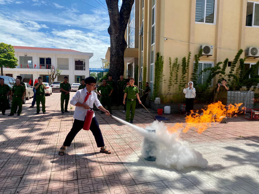 Phần thực hành xuất sắc của các em học sinh
