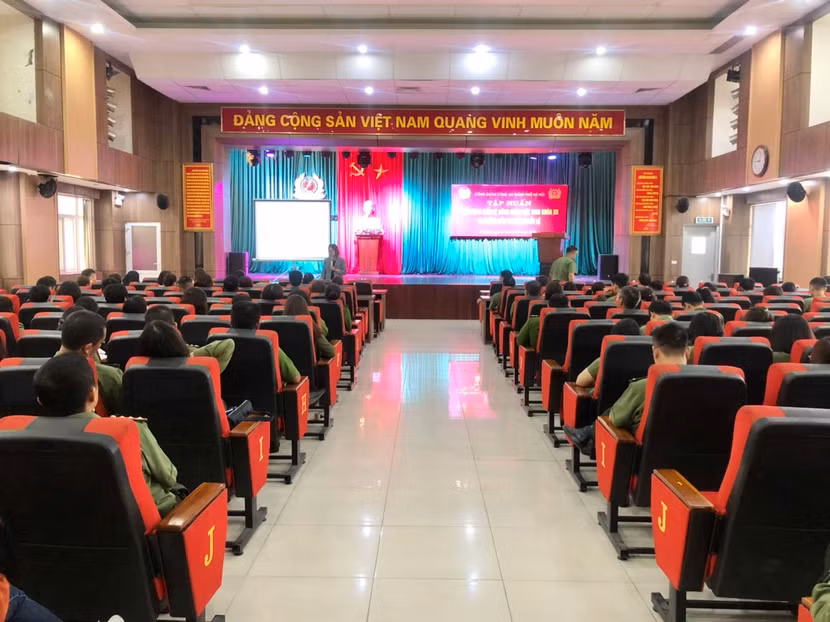 Hội nghị tập huấn Điều lệ Công đoàn Việt Nam cho cán bộ Công đoàn CATP
