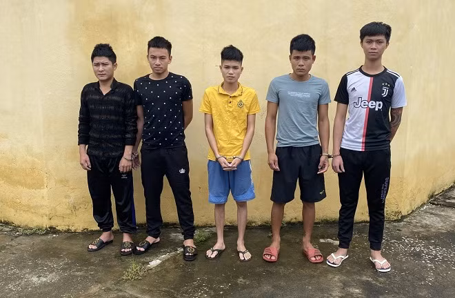 Các đối tượng bị tạm giam