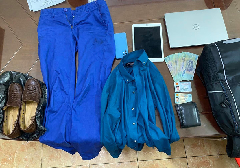 Các tang vật bị thu giữ Các tang vật bị thu giữ