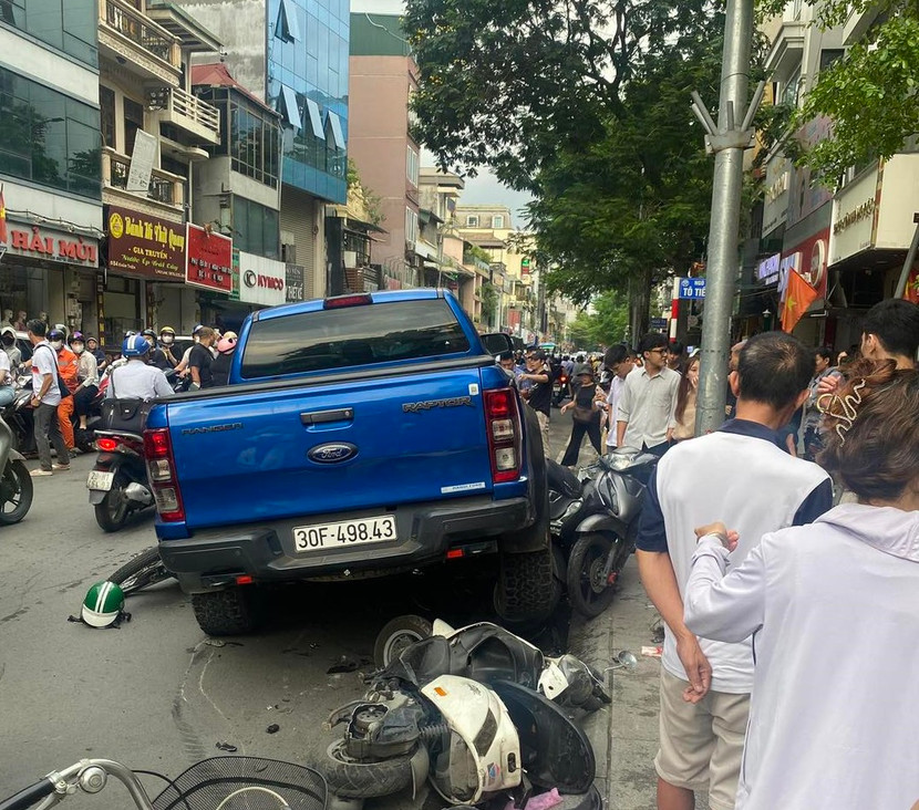 Hình ảnh ghi lại tại hiện trường Hình ảnh ghi lại tại hiện trường