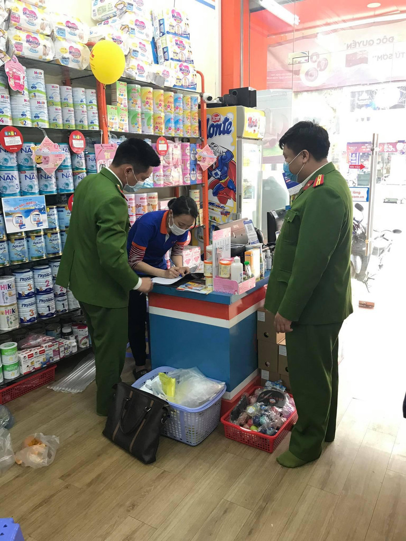 Người dân ký cam kết đảm bảo an toàn PCCC Người dân ký cam kết đảm bảo an toàn PCCC