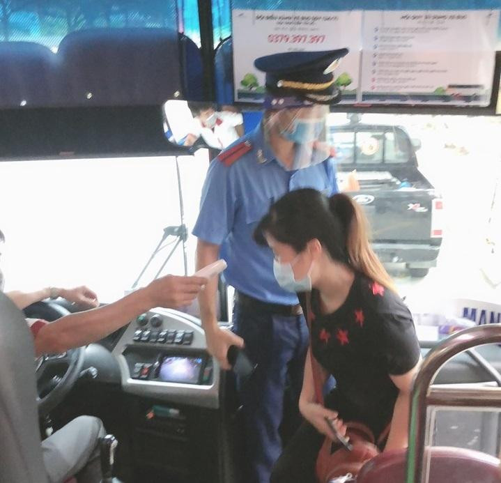 Kiểm soát việc chở công nhân Công ty Sam Sung, tuân thủ các quy định về phòng dịch