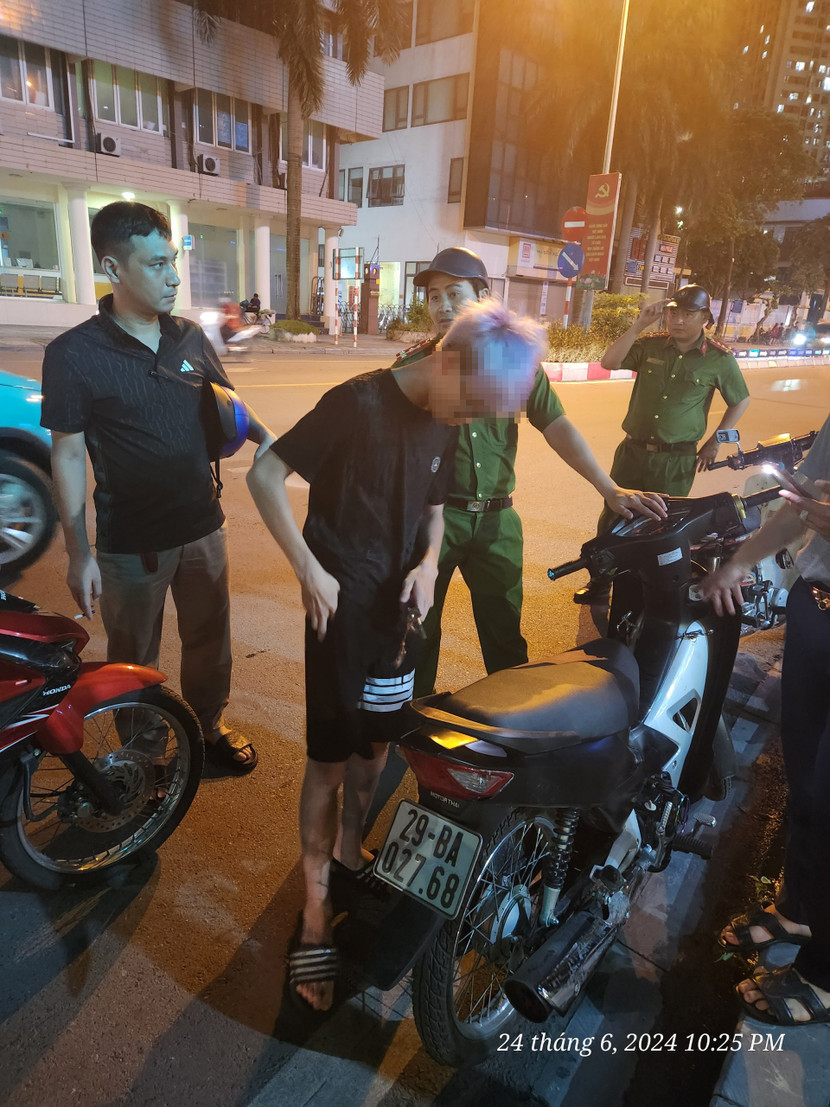 Phát hiện xử lý các trường hợp thanh thiếu niên điều khiển xe lạng lách, đánh võng Phát hiện xử lý các trường hợp thanh thiếu niên điều khiển xe lạng lách, đánh võng