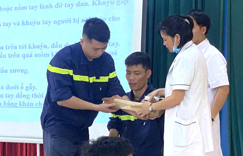 Hướng dẫn kỹ thuật cầm máu và cố định xương khớp