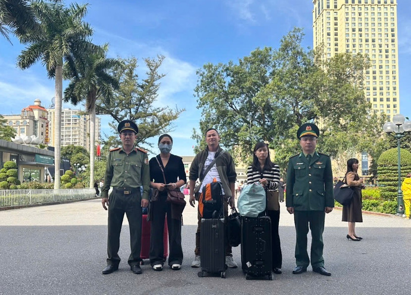 Phòng Quản lý xuất nhập cảnh phối hợp trục xuất các trường hợp nhập cảnh, hoạt động không đúng mục đích