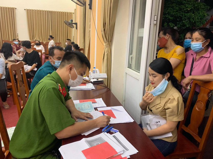 Người dân chỉ được bỏ khẩu trang khi nhận dạng