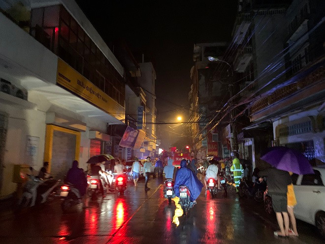 Theo thông tin vụ cháy xảy ra vào khoảng 21h tối 14-10 Theo thông tin vụ cháy xảy ra vào khoảng 21h tối 14-10