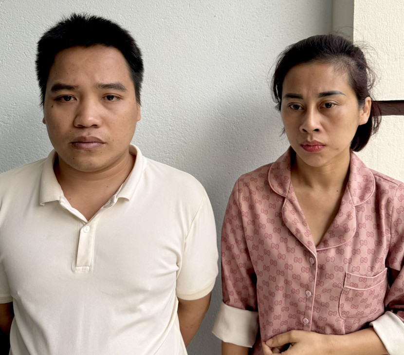 Hai đối tượng bị bắt tạm giam Hai đối tượng bị bắt tạm giam