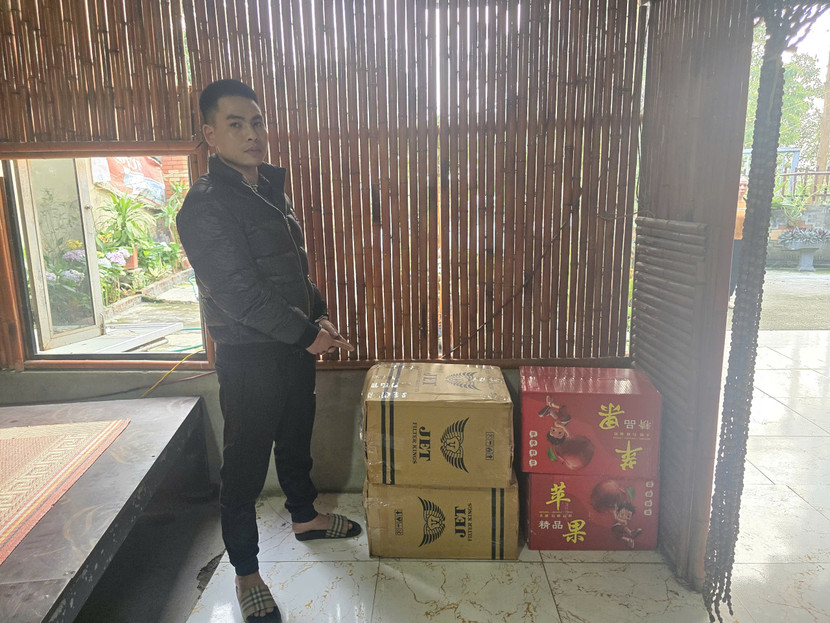 Công an huyện Vĩnh Tường phát hiện, bắt quả tang Nguyễn Văn Kiên buôn bán pháo nổ