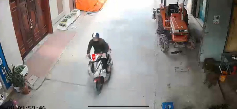 Hình ảnh đối tượng cướp giật tài sản