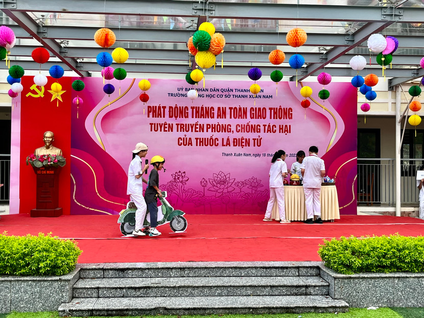 Tiểu phẩm của học sinh lớp 7A2 trường THCS Thanh Xuân Nam