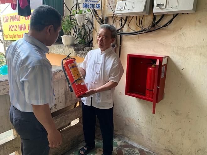 Tuyên truyền, kiểm tra an toàn phòng cháy, chữa cháy đối với khu dân cư, hộ gia đình, nhà để ở kết hợp sản xuất, kinh doanh