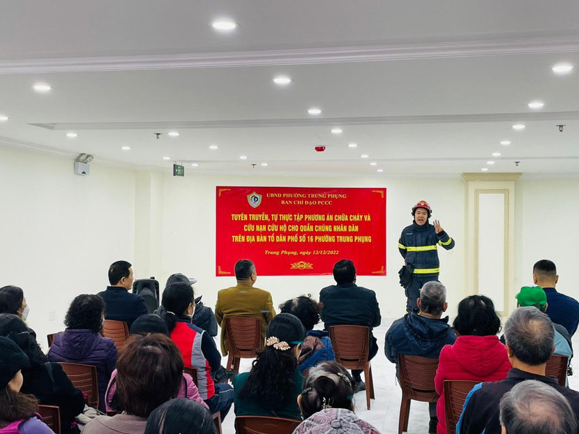 Tuyên truyền PCCC tại phường Trung Phụng